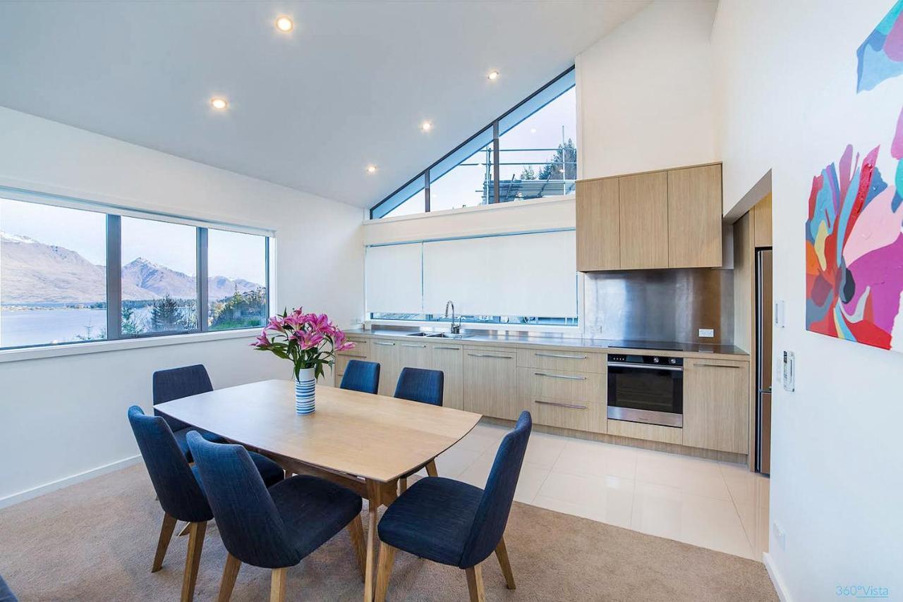 Executive Living In Bluewater - 3 Bedroom Apartment ควีนส์ทาวน์ ภายนอก รูปภาพ